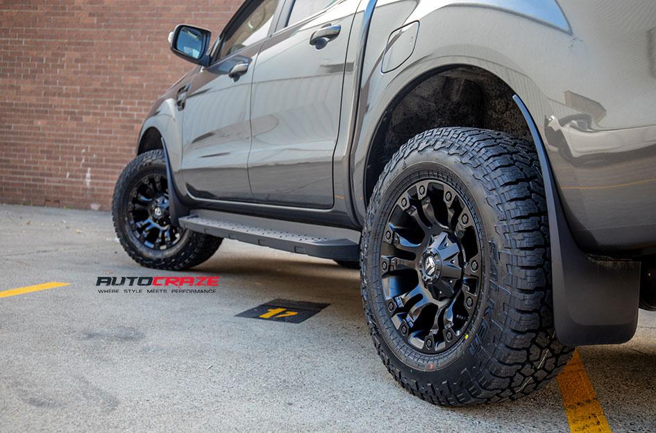 FORD-RANGER-VAPOR-MATTE-BLACK